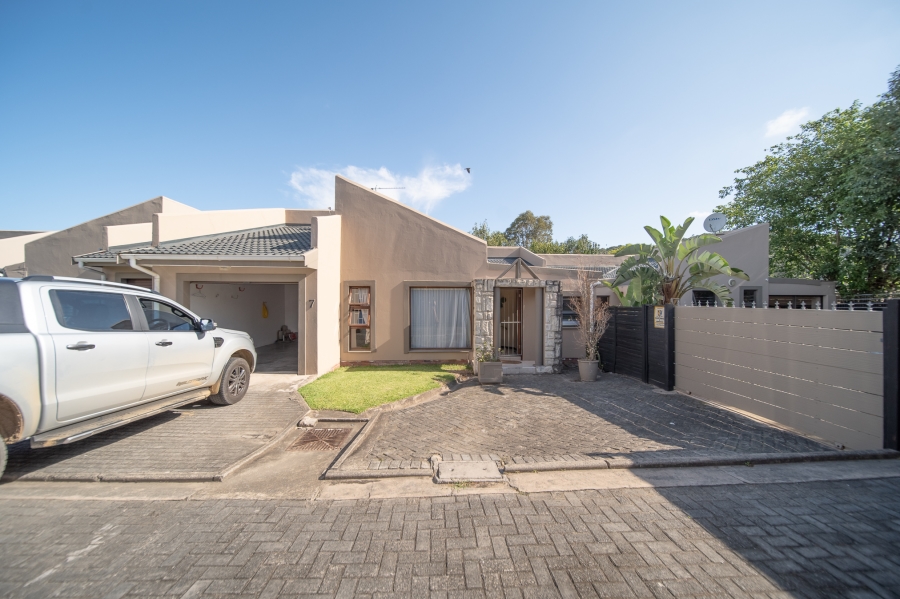 3 Bedroom Property for Sale in Abbotsford Eastern Cape